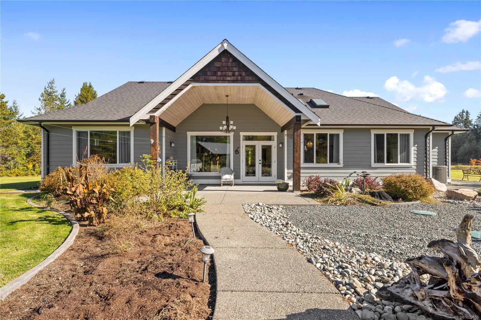 









939


Virginia

Rd,
Coombs,




BC
V0R 1M0

