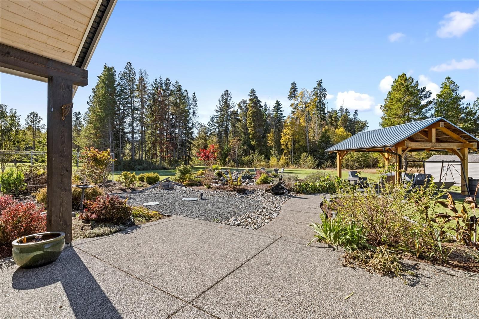 









939


Virginia

Rd,
Coombs,




BC
V0R 1M0

