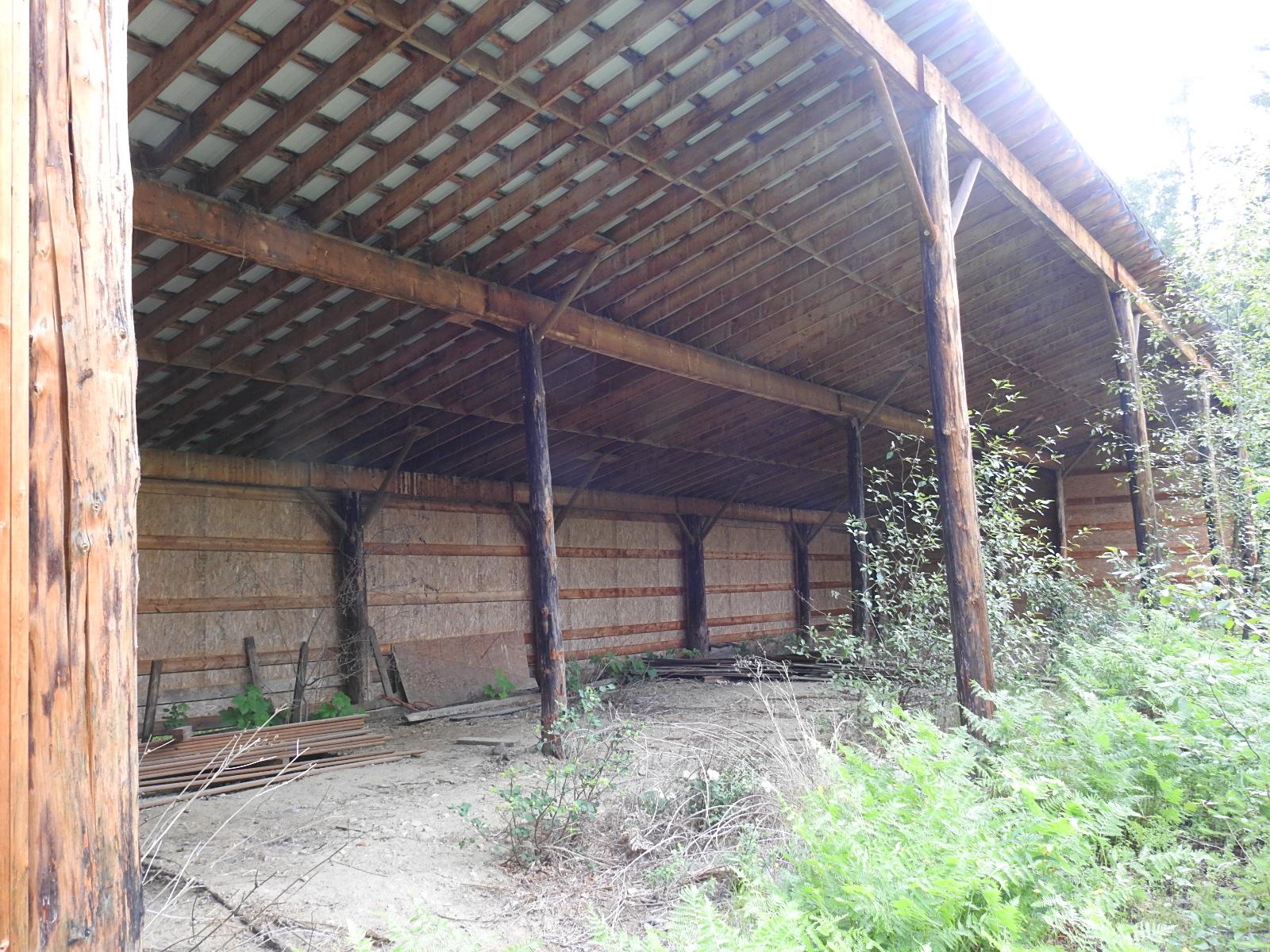 









9700


Hwy 6

,
Edgewood,







BC
V0G 1J0

