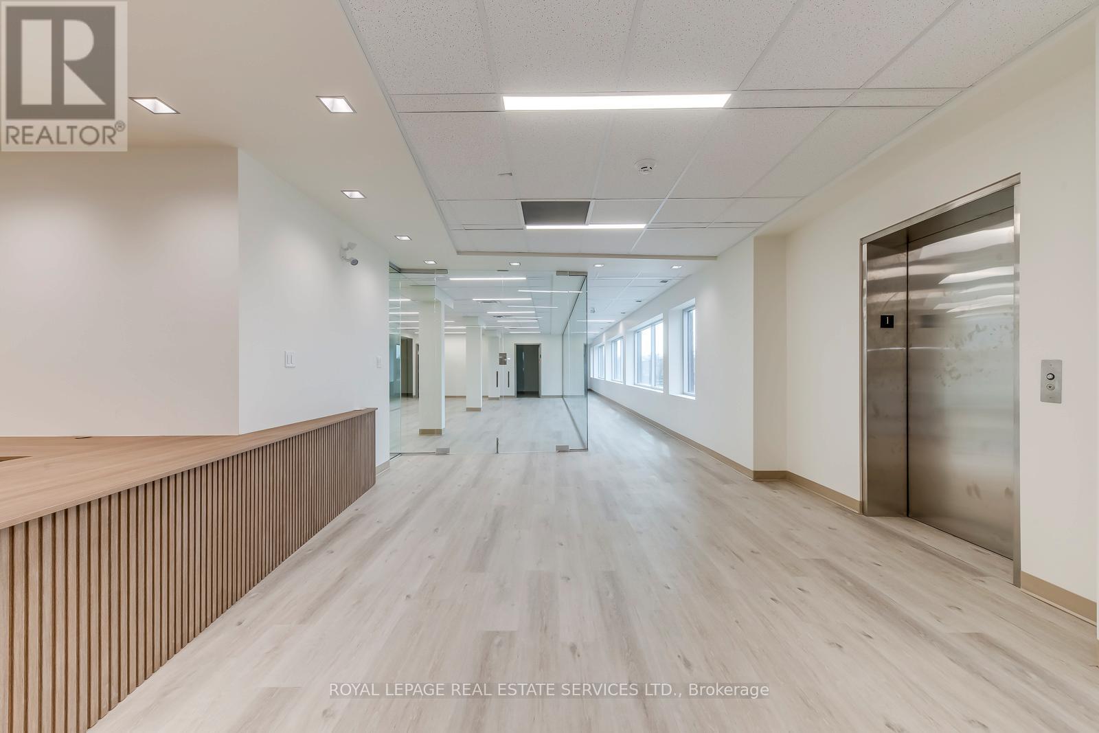 












102 - 401 VICTORIA AVENUE N

,
Hamilton,




Ontario
L8L5G7

