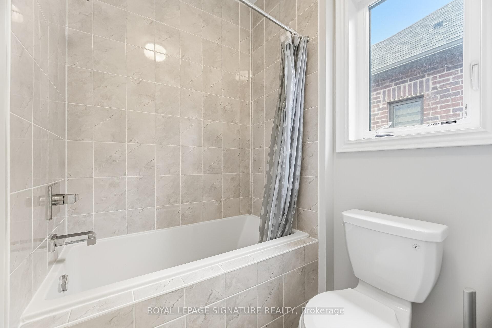









78


Bearberry

Road,
Springwater,




ON
L9X 2C9

