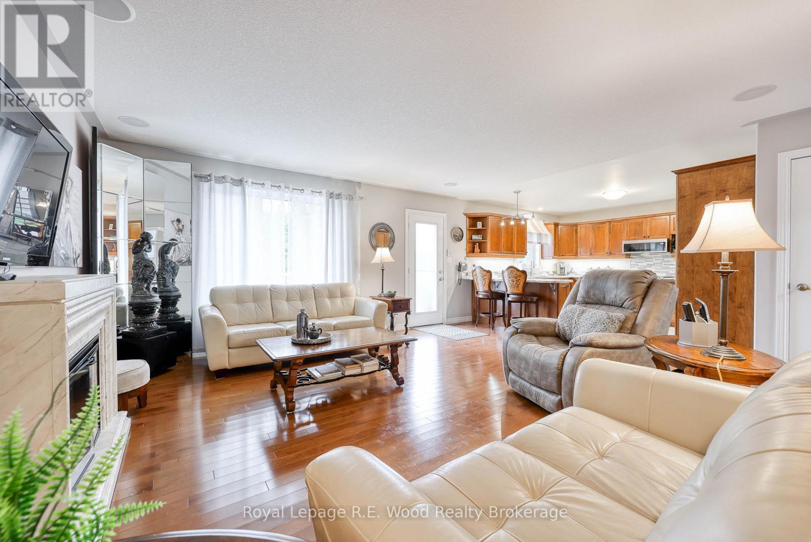 












36 MORNING GLORY DRIVE

,
Tillsonburg,




Ontario
N4G5S9

