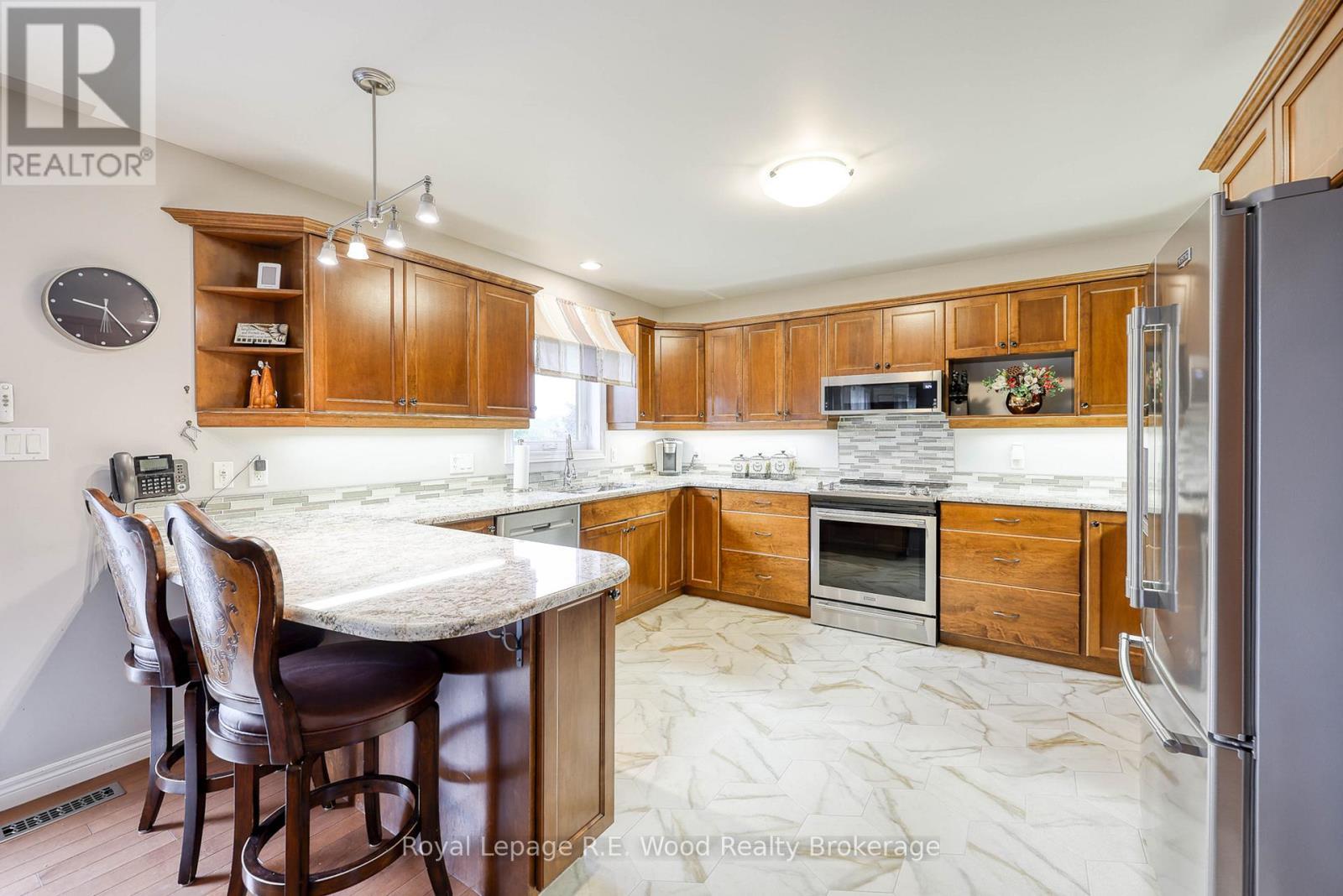 












36 MORNING GLORY DRIVE

,
Tillsonburg,




Ontario
N4G5S9

