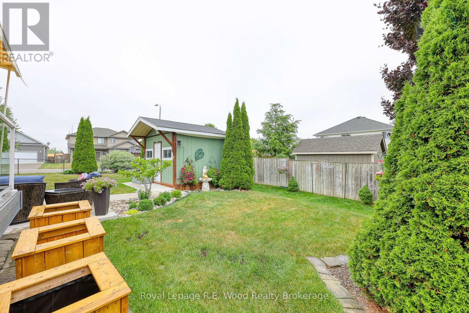 












36 MORNING GLORY DRIVE

,
Tillsonburg,




Ontario
N4G5S9

