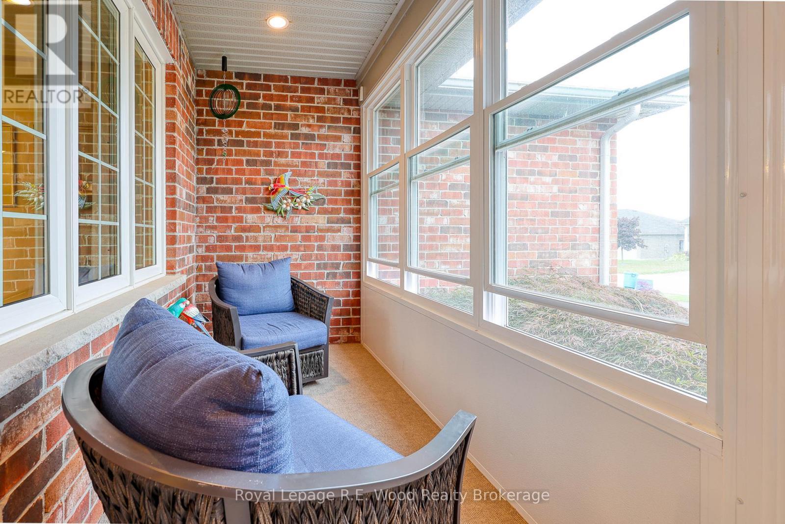 












36 MORNING GLORY DRIVE

,
Tillsonburg,




Ontario
N4G5S9

