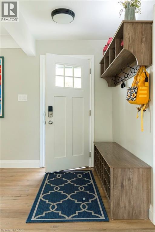 












183 SUNNYRIDGE Road

,
Ancaster,




Ontario
L0R1R0

