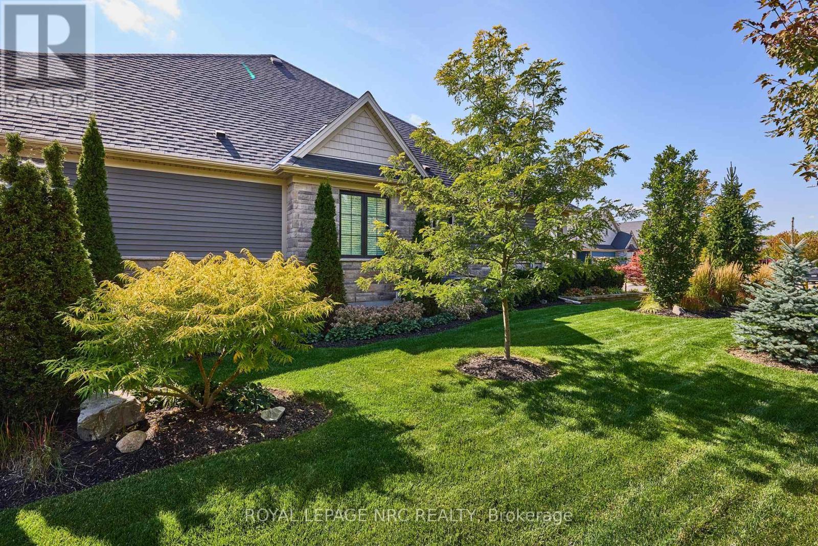 












55 ANDREW LANE

,
Thorold (Hurricane/Merrittville),




Ontario
L2V0E4

