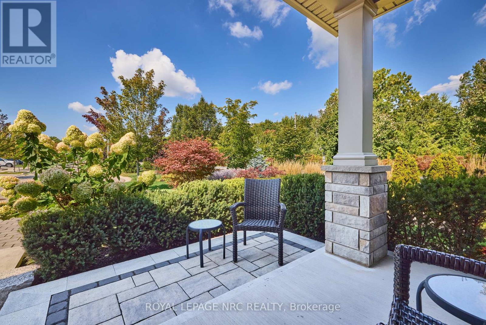 












55 ANDREW LANE

,
Thorold (Hurricane/Merrittville),




Ontario
L2V0E4

