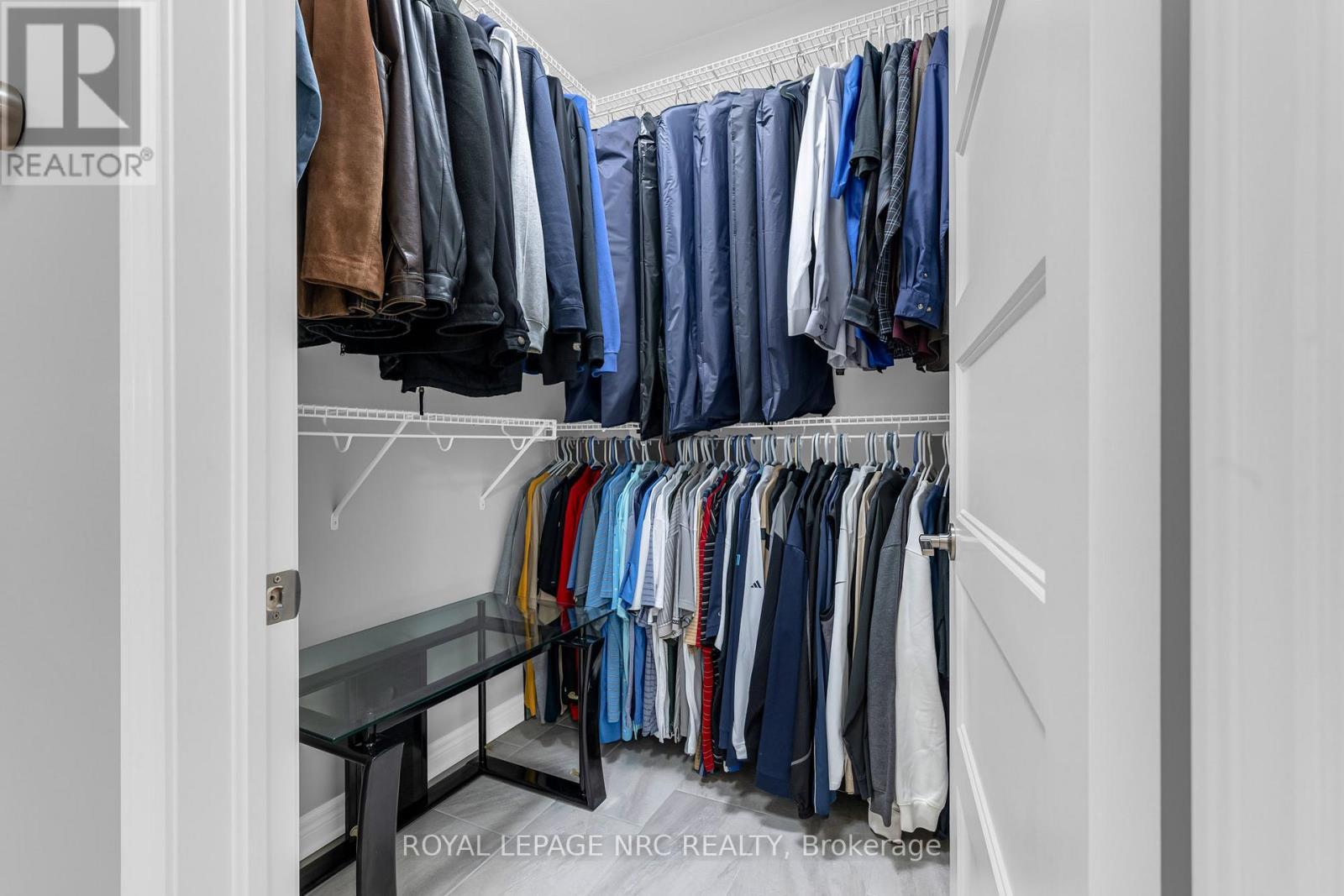 












55 ANDREW LANE

,
Thorold (Hurricane/Merrittville),




Ontario
L2V0E4

