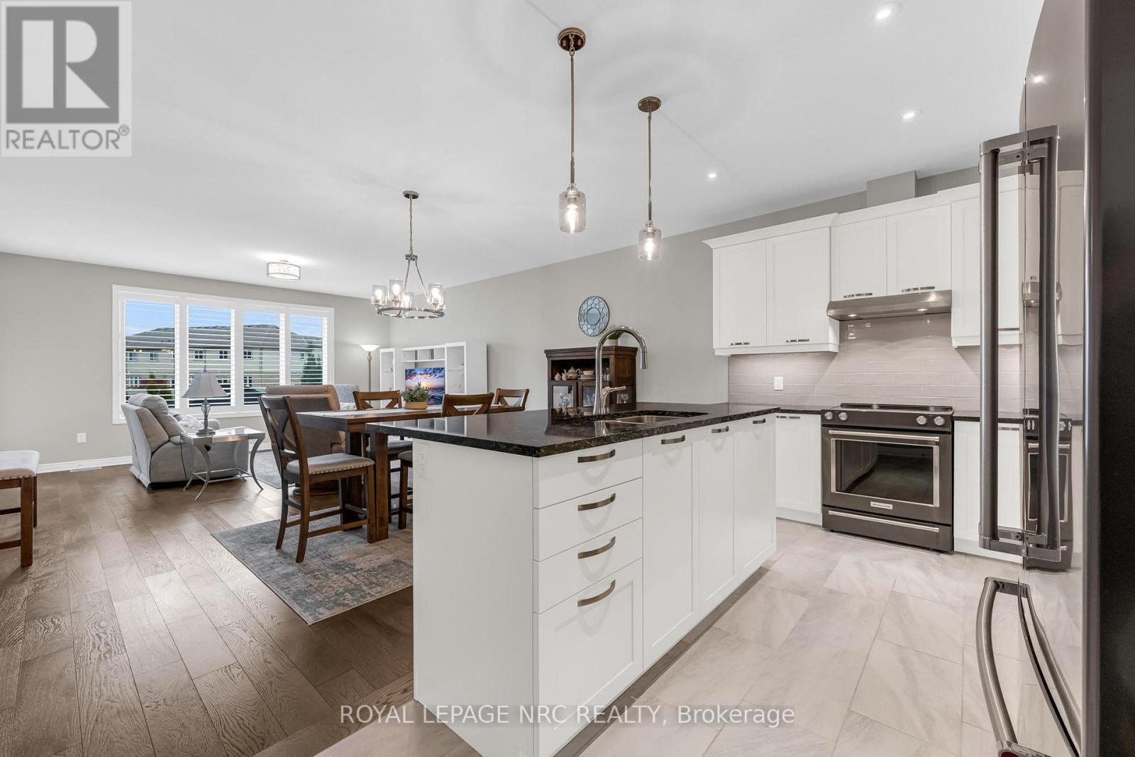 












55 ANDREW LANE

,
Thorold (Hurricane/Merrittville),




Ontario
L2V0E4

