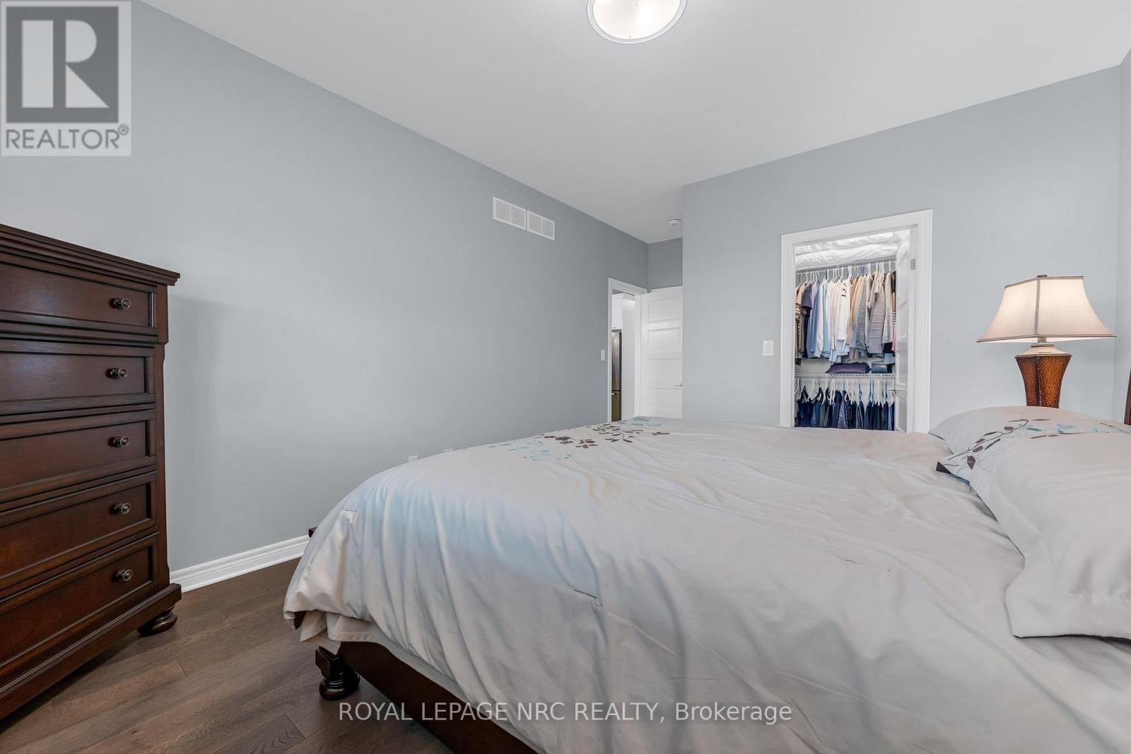 












55 ANDREW LANE

,
Thorold (Hurricane/Merrittville),




Ontario
L2V0E4

