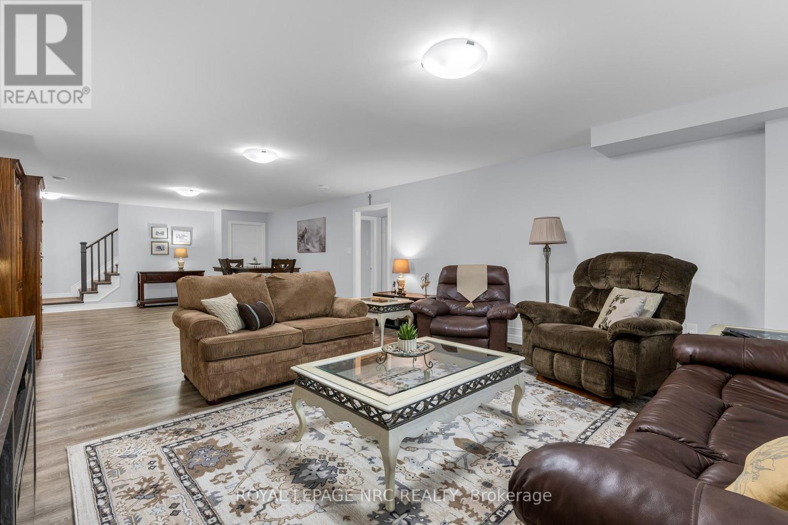 












55 ANDREW LANE

,
Thorold (Hurricane/Merrittville),




Ontario
L2V0E4

