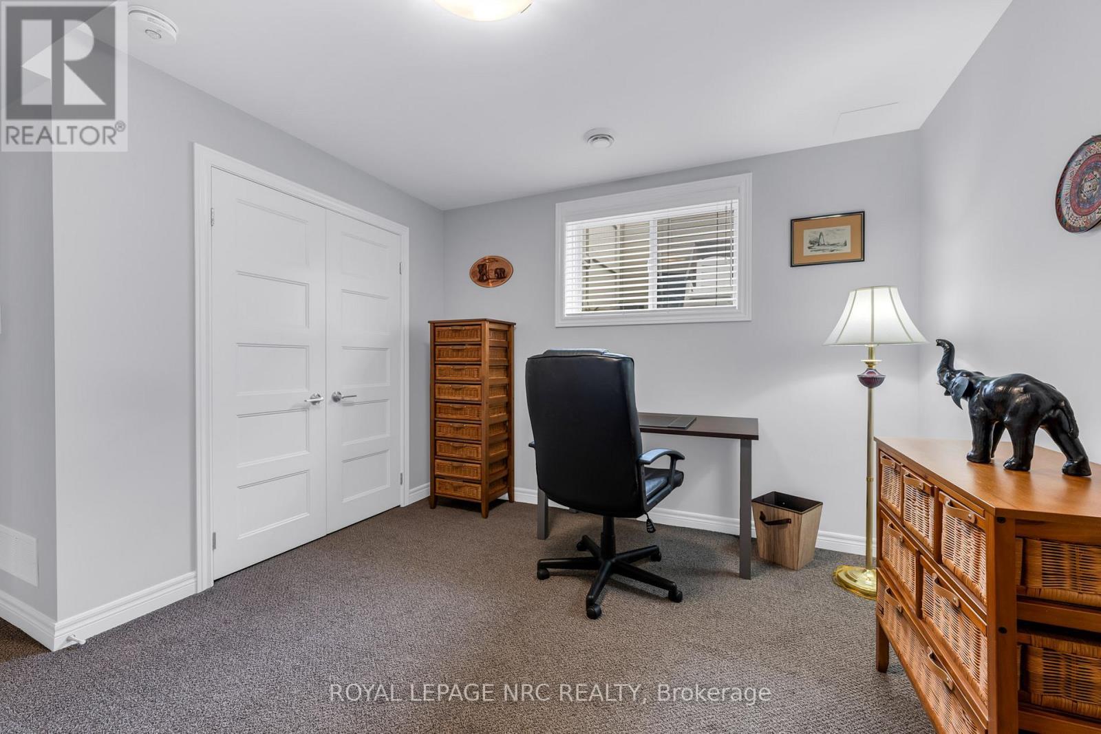 












55 ANDREW LANE

,
Thorold (Hurricane/Merrittville),




Ontario
L2V0E4

