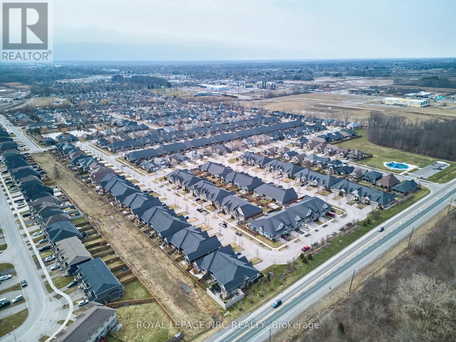 












55 ANDREW LANE

,
Thorold (Hurricane/Merrittville),




Ontario
L2V0E4

