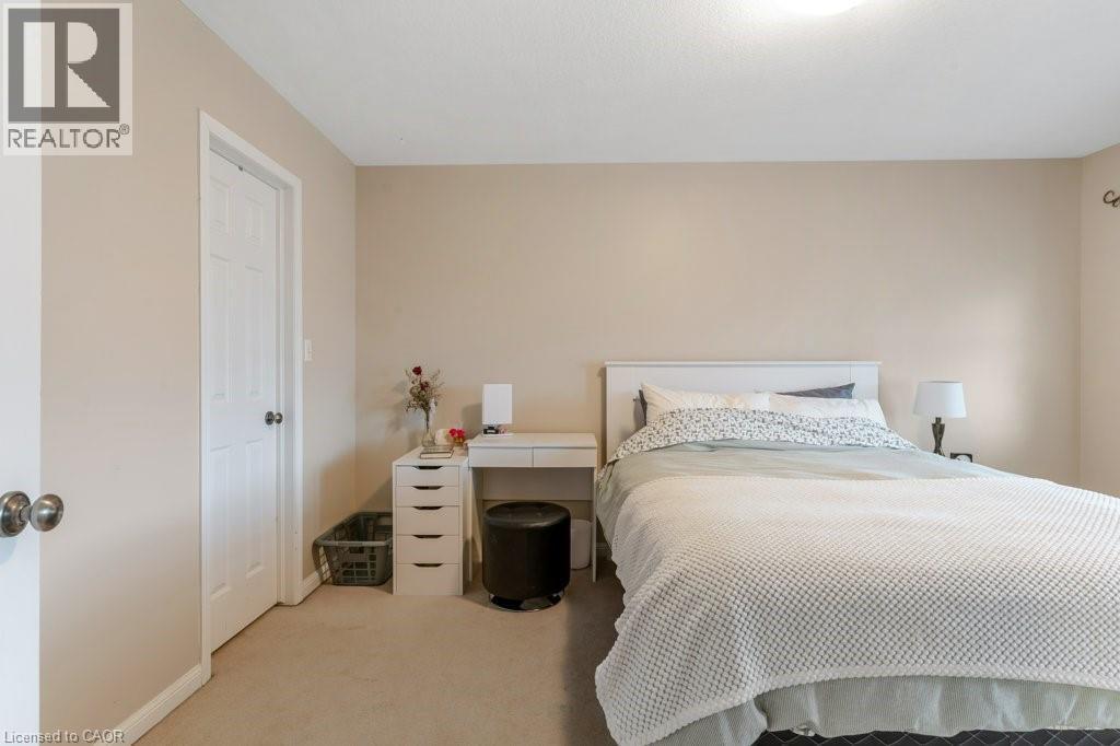 












71 GARTH MASSEY Drive Unit# 71

,
Cambridge,




Ontario
N1T2G8

