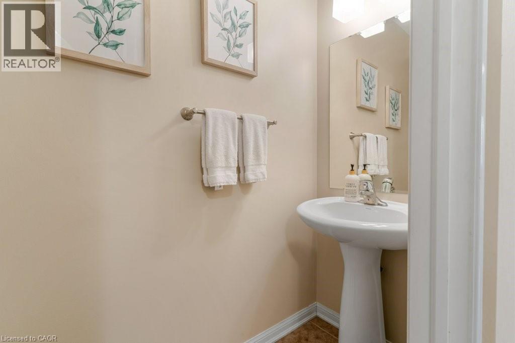 












71 GARTH MASSEY Drive Unit# 71

,
Cambridge,




Ontario
N1T2G8

