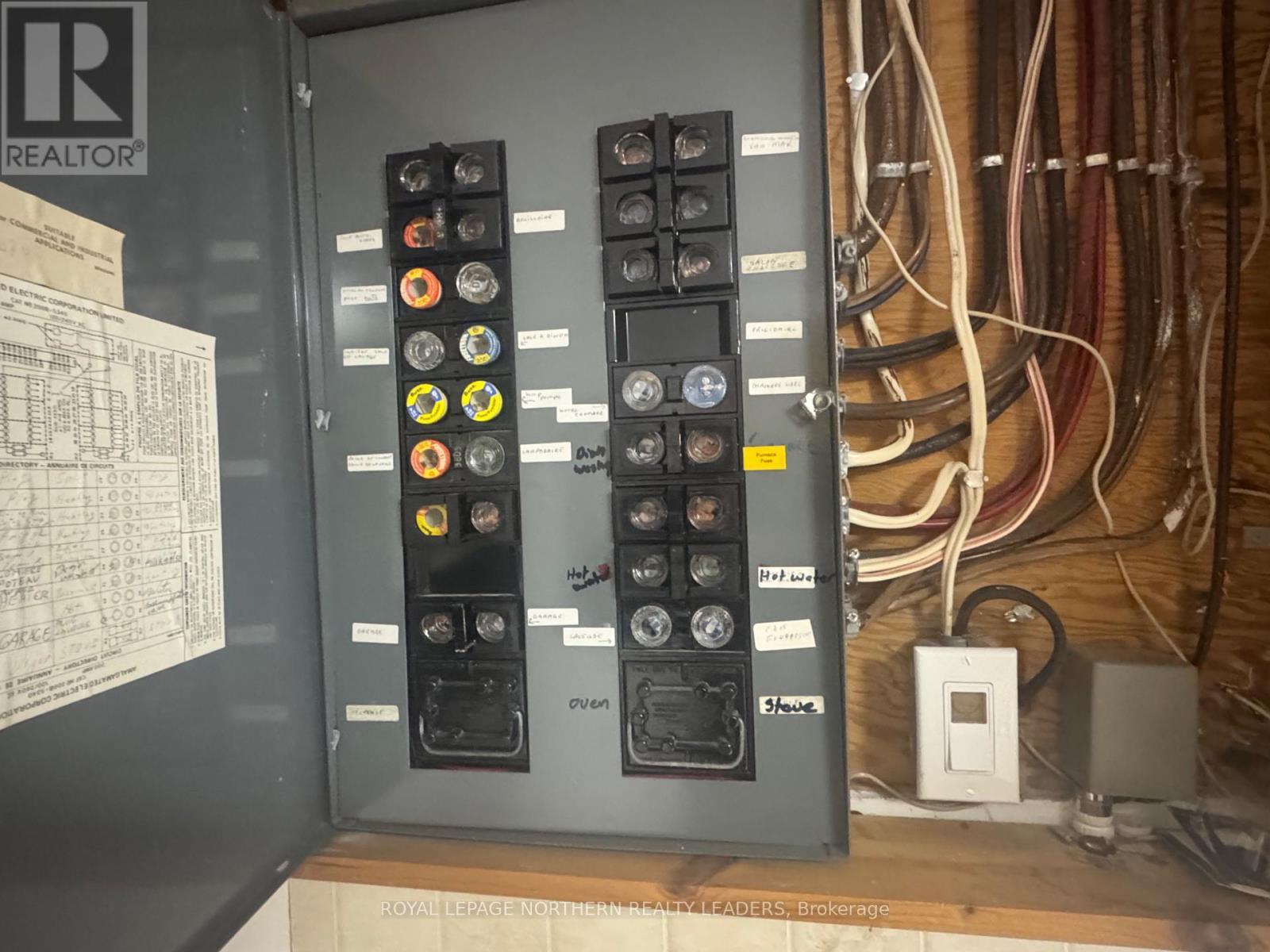 












47 DOYON ST FAUQUIER

,
Kapuskasing,




Ontario
P0L1G0

