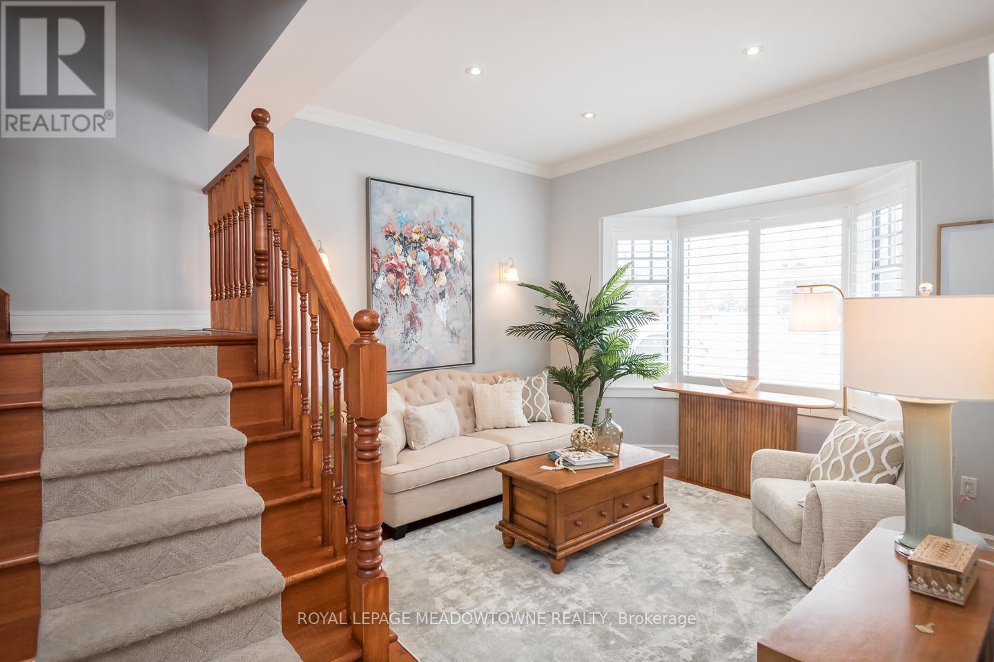 












1592 FRENCH GARDEN

,
Milton,




Ontario
L9T5M4

