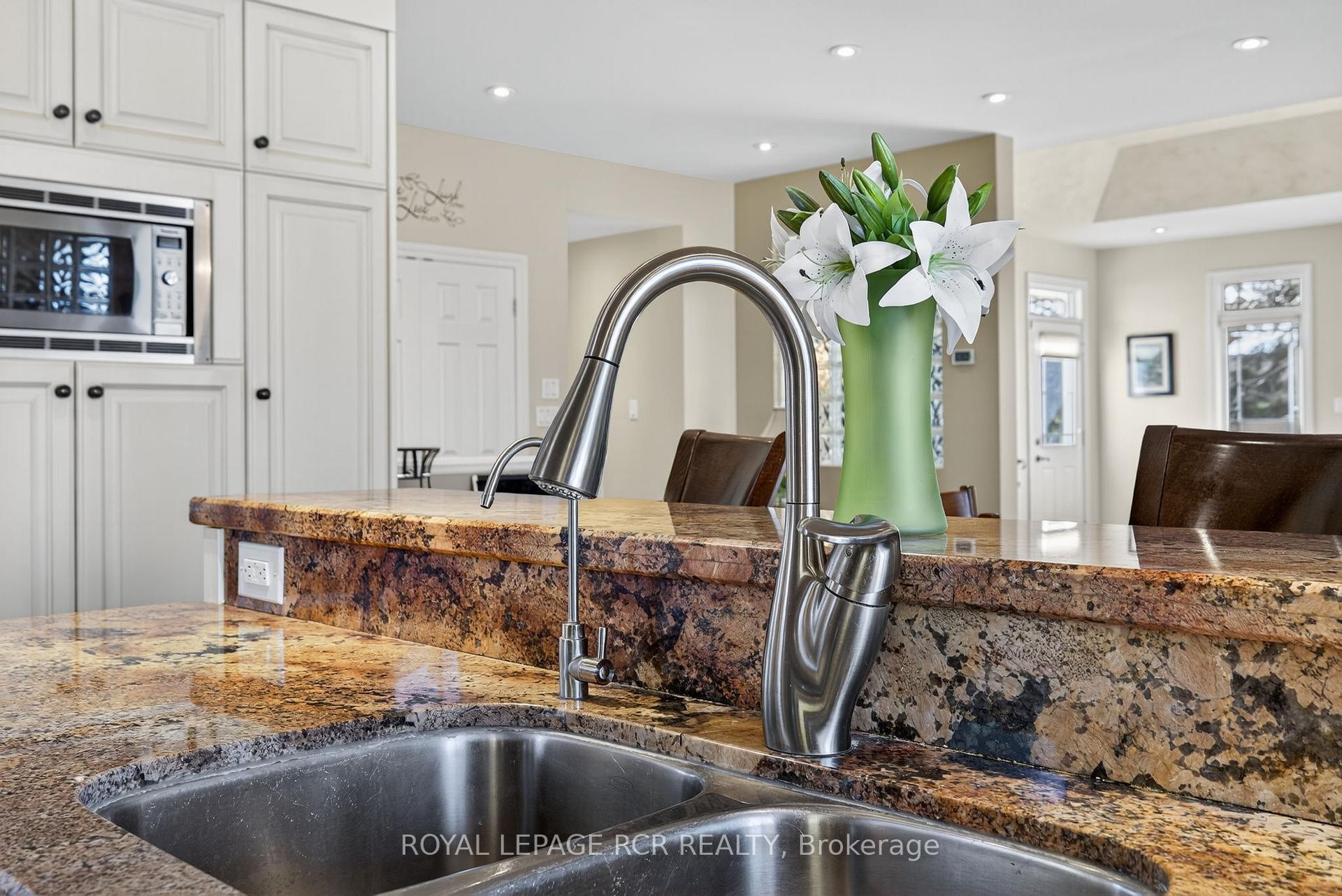 









181


Queen

Street South,
New Tecumseth,




ON
L0G 1W0

