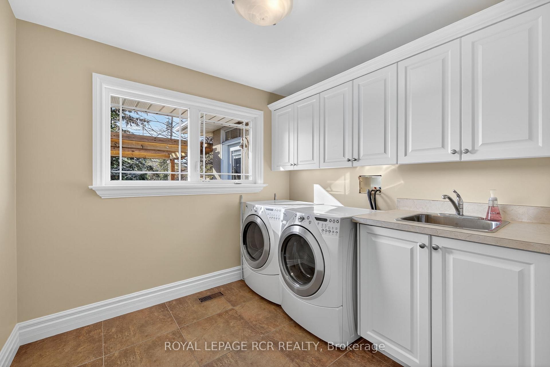









181


Queen

Street South,
New Tecumseth,




ON
L0G 1W0

