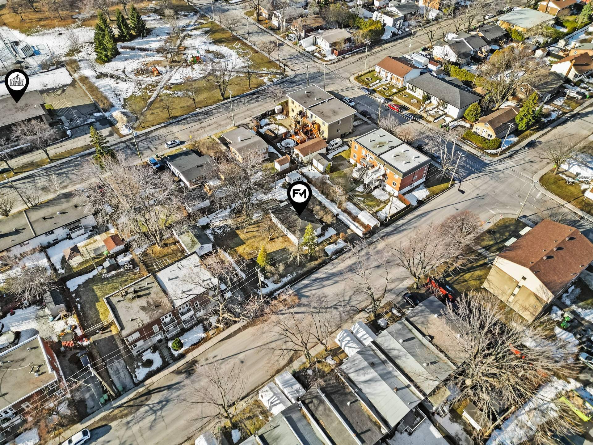 









1710Z


9e Avenue

,
Montréal (Rivière-des-Prairies/Pointe-aux-Trembles),




QC
H1B4E5

