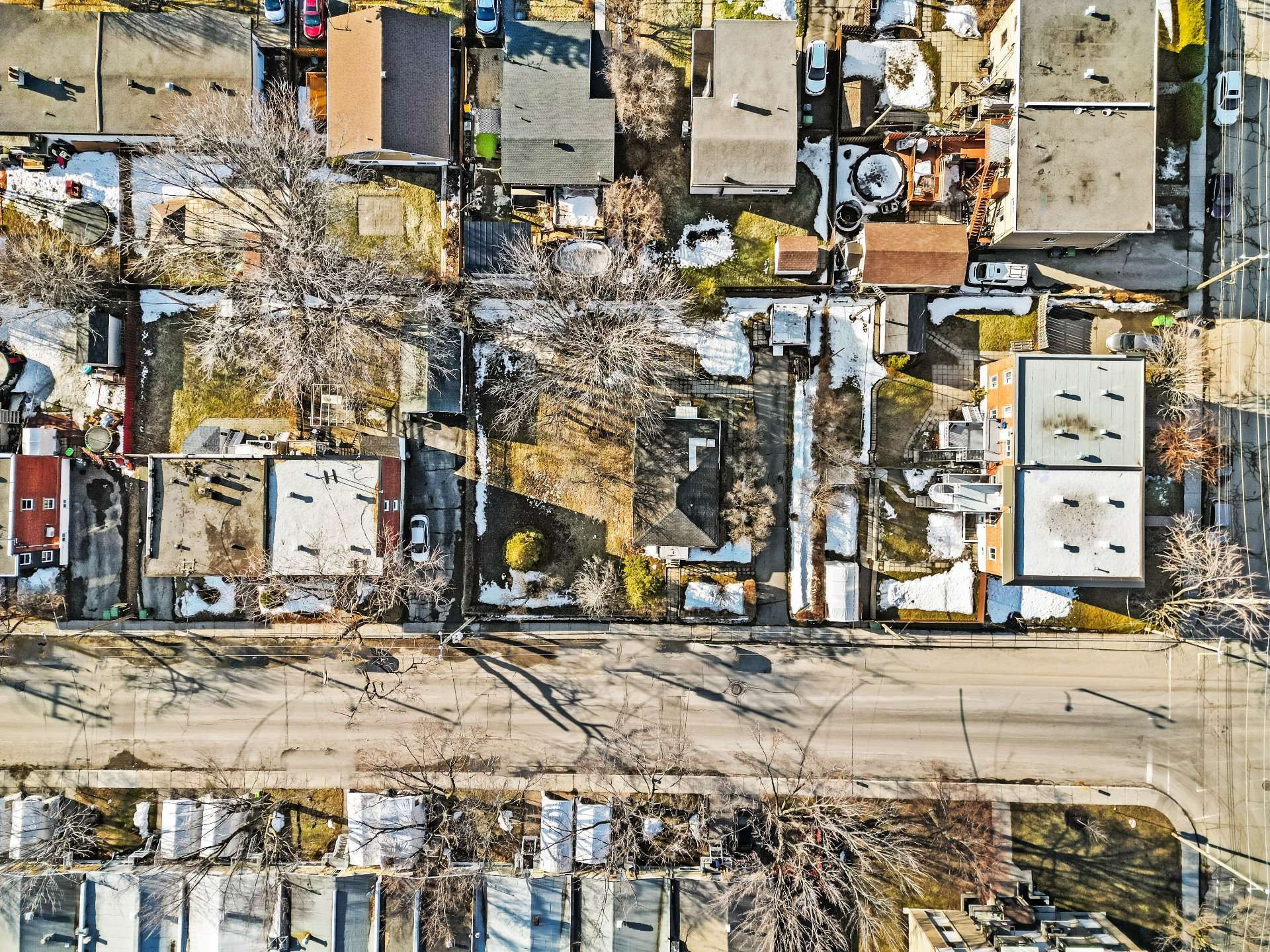 









1710Z


9e Avenue

,
Montréal (Rivière-des-Prairies/Pointe-aux-Trembles),




QC
H1B4E5

