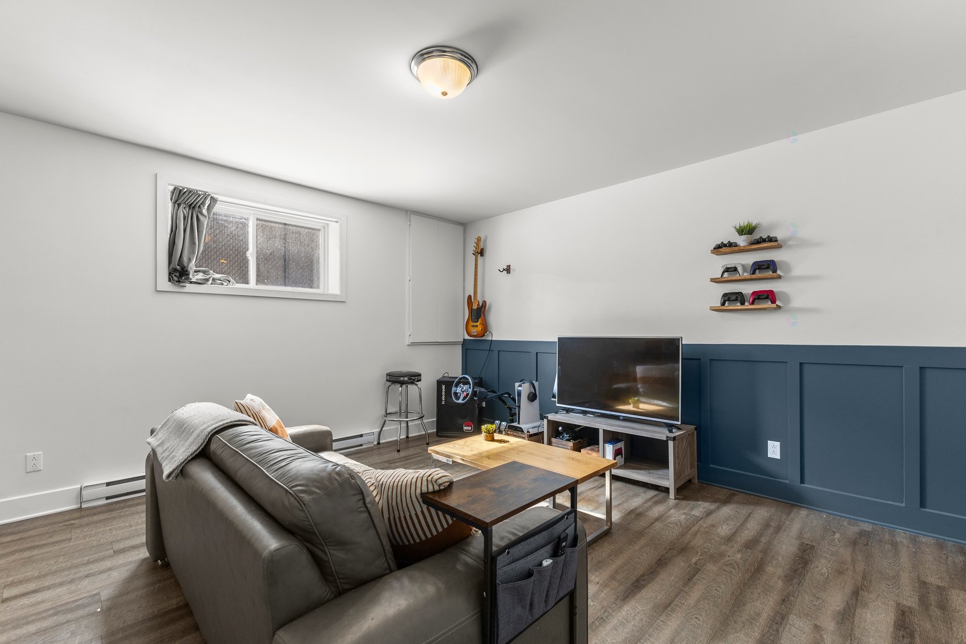 









163

 - 163A


4e Avenue

,
Saint-Zotique,




QC
J0P1Z0


