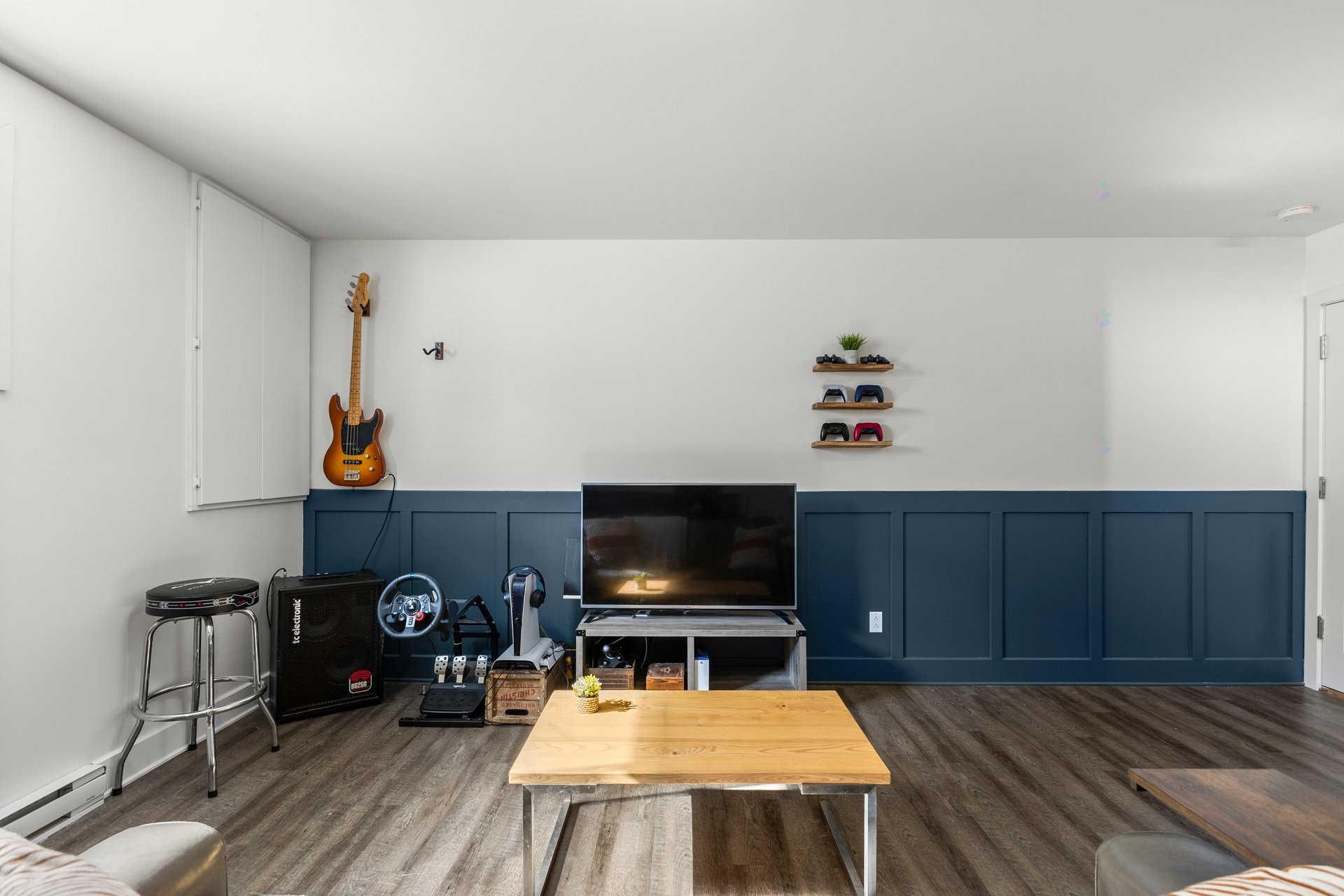 









163

 - 163A


4e Avenue

,
Saint-Zotique,




QC
J0P1Z0

