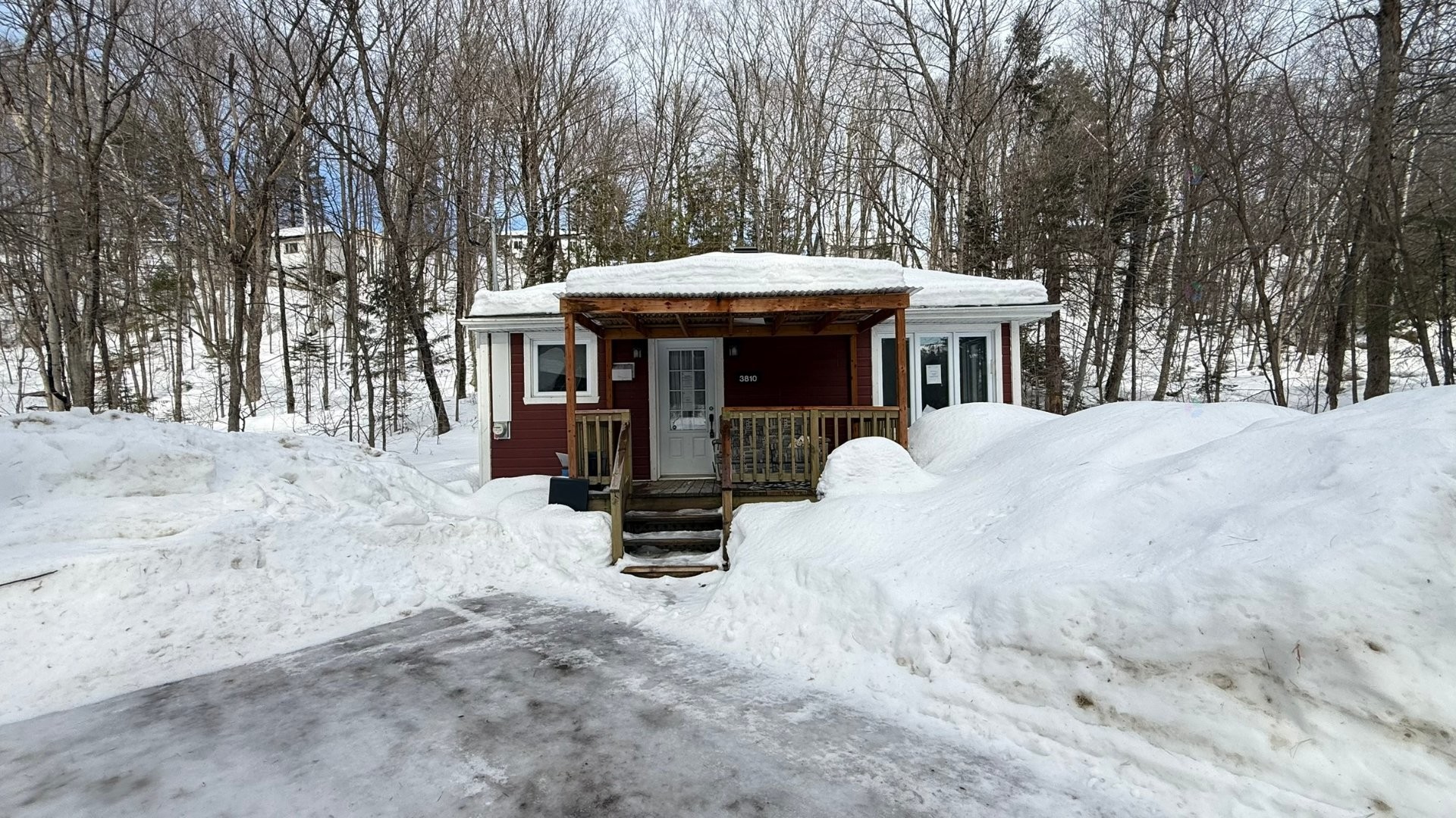 









3810


Rue St-Patrick

,
Rawdon,




QC
J0K1S0

