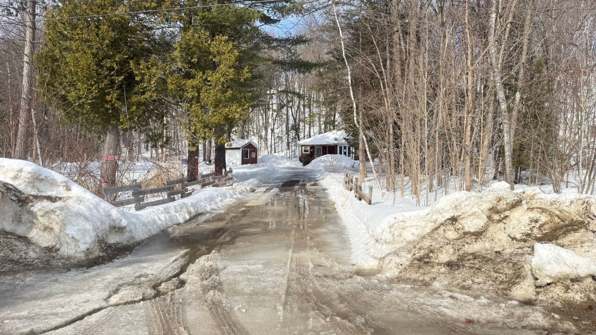 









3810


Rue St-Patrick

,
Rawdon,




QC
J0K1S0

