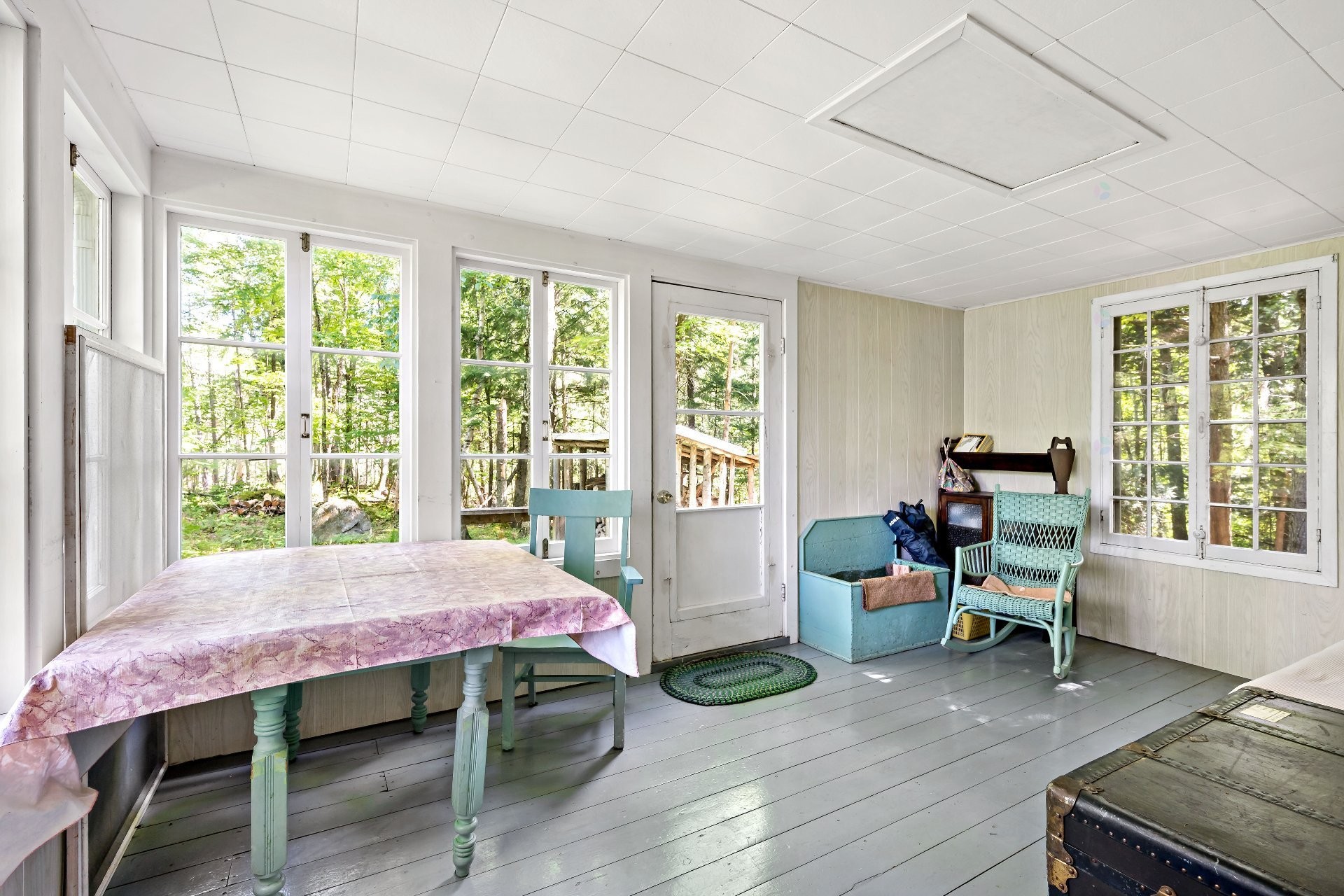









2335


Rue Labelle

,
Mont-Tremblant,




QC
J8E1T8

