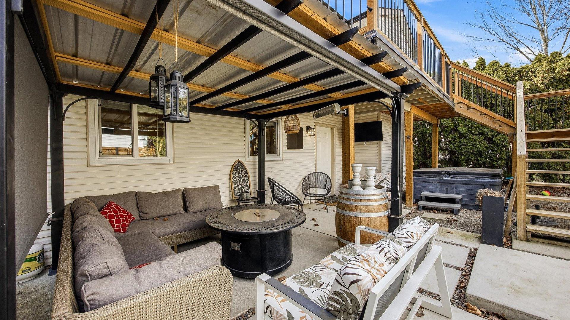 









1872


Millard

Court,
Kelowna,




BC
V1V 1R2

