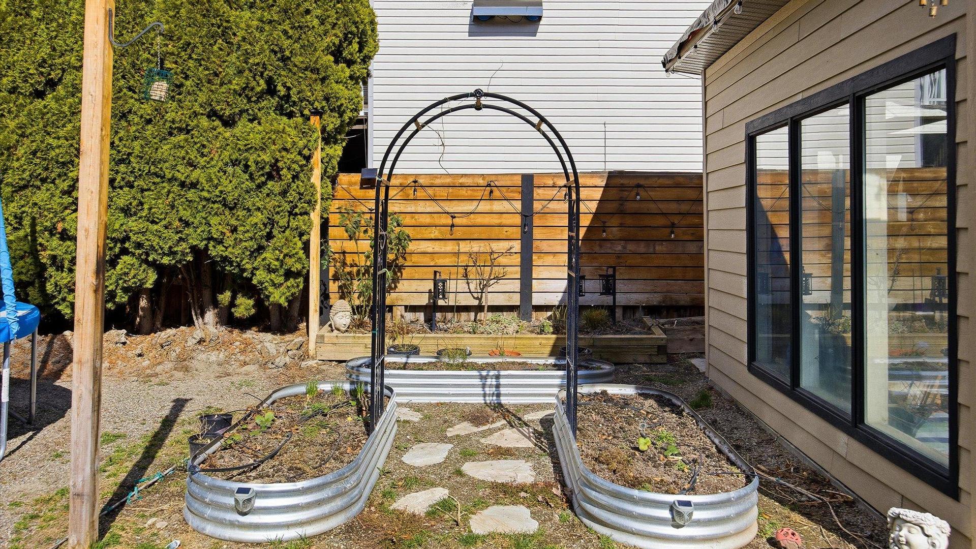 









1872


Millard

Court,
Kelowna,




BC
V1V 1R2

