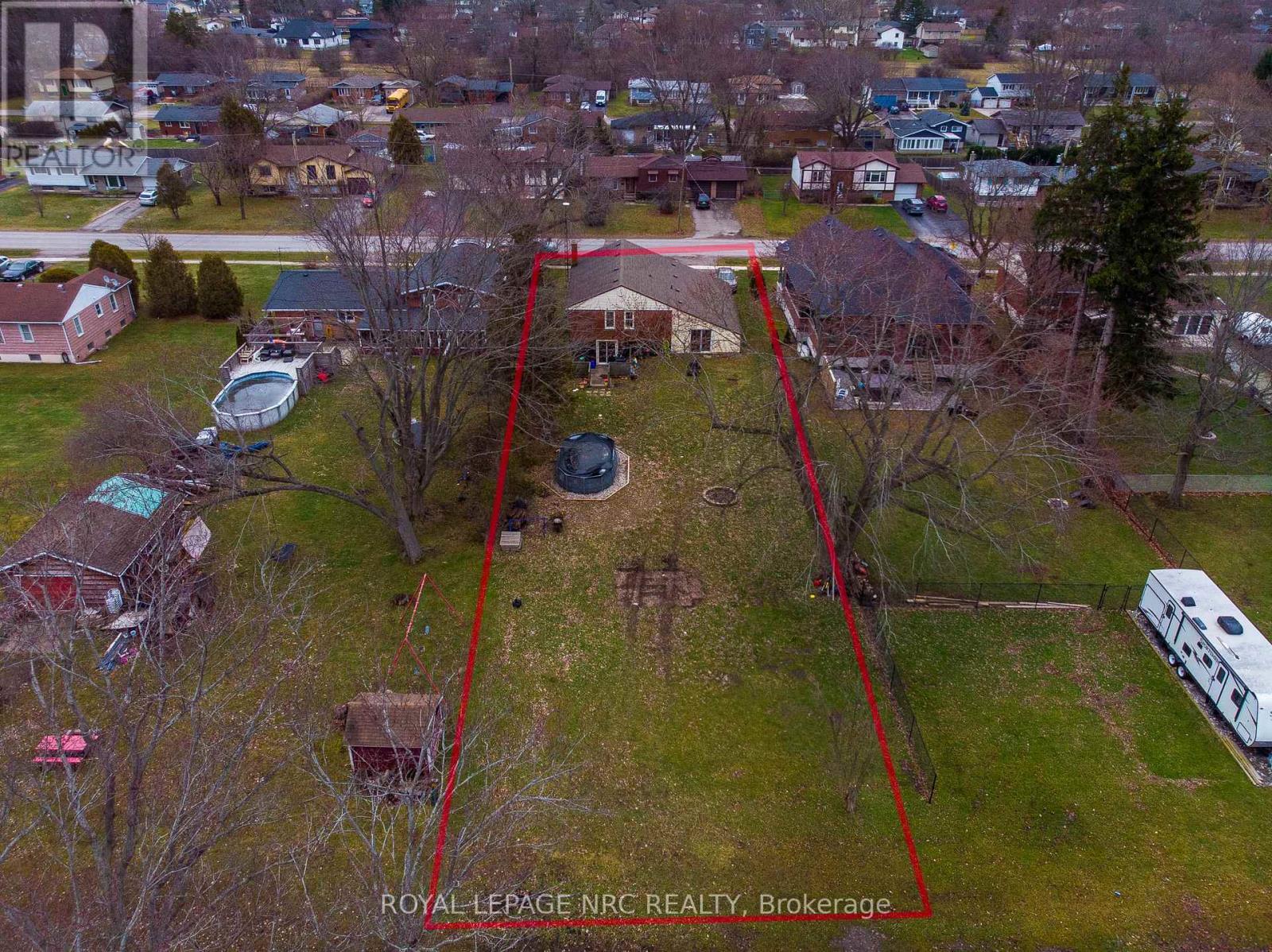 












955 FERNDALE AVENUE

,
Fort Erie (Crescent Park),




Ontario
L2A5E1

