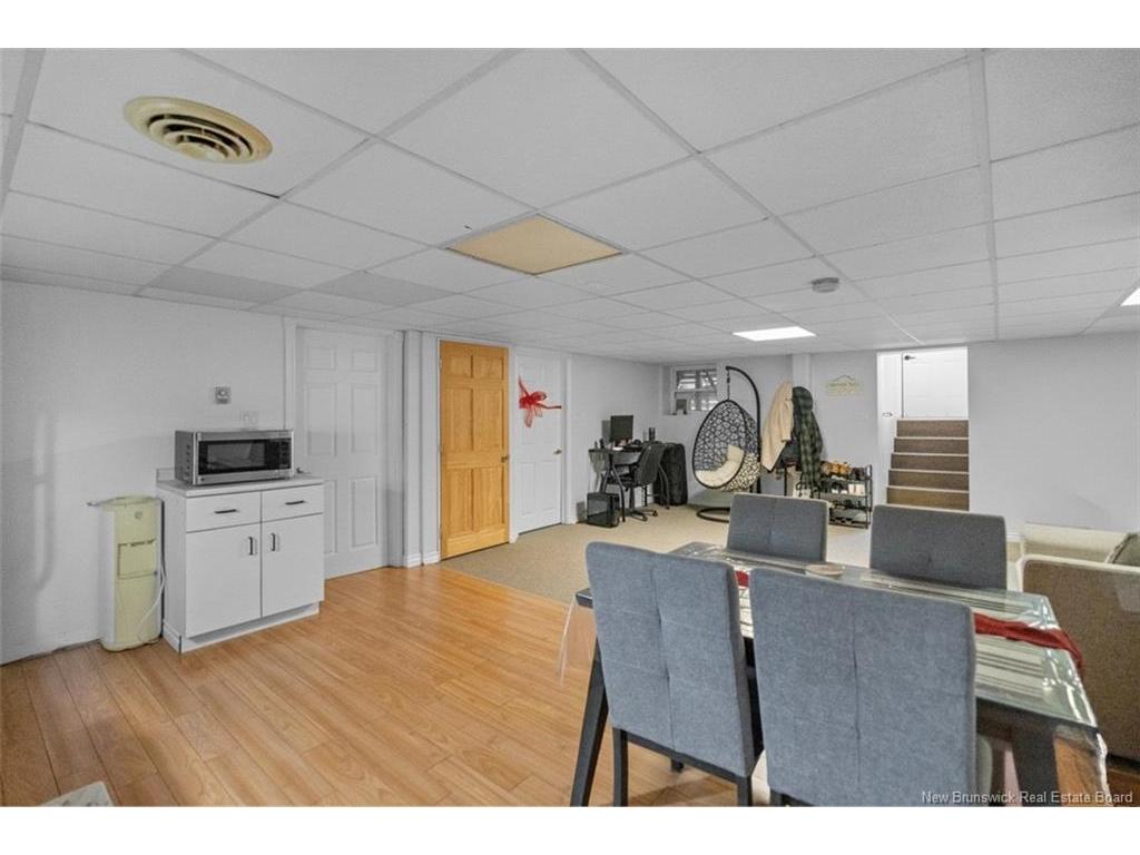 









646


Principale

,
Pointe-Verte,




NB
E8J 3A1

