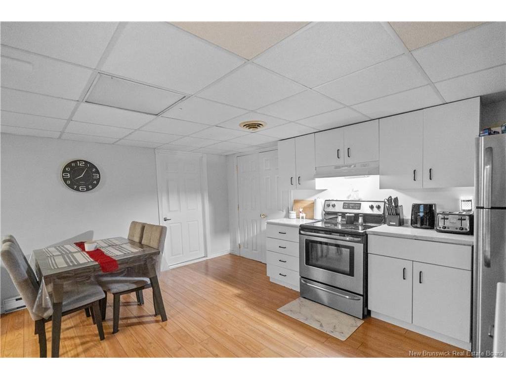 









646


Principale

,
Pointe-Verte,




NB
E8J 3A1

