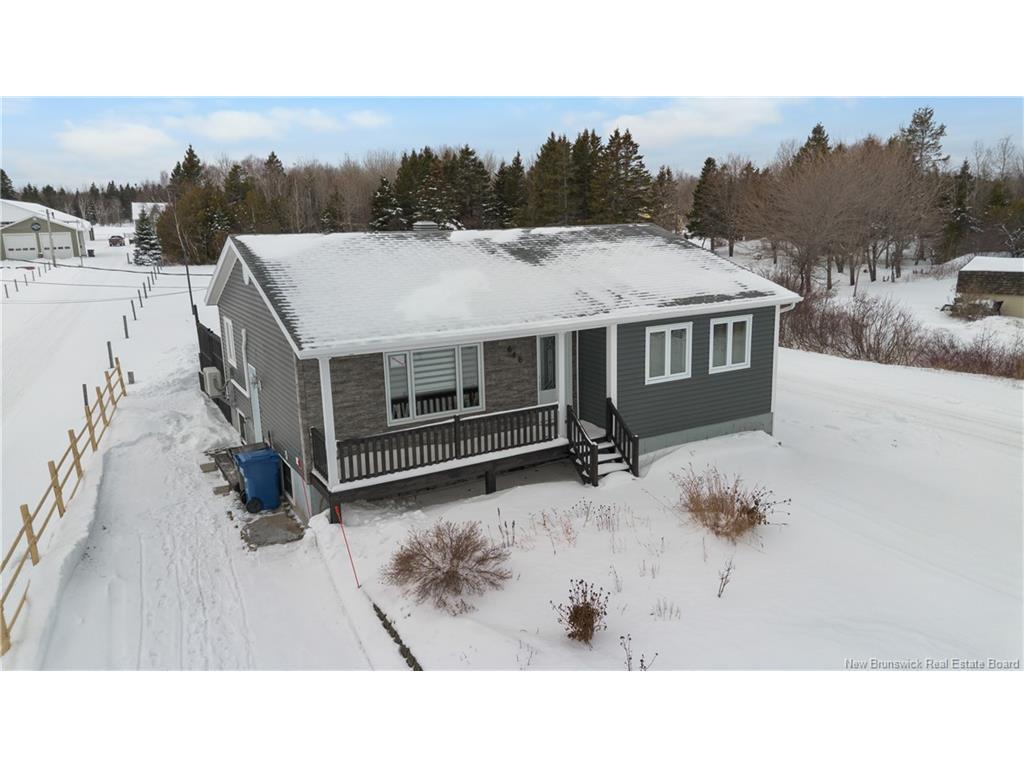 









646


Principale

,
Pointe-Verte,




NB
E8J 3A1

