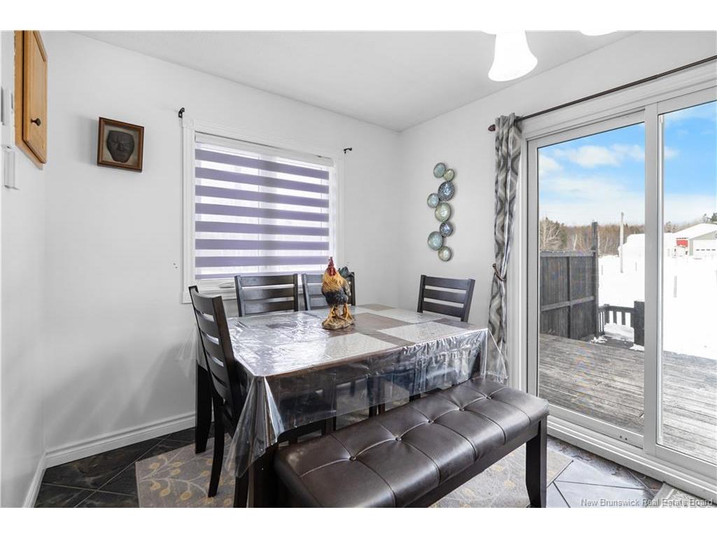 









646


Principale

,
Pointe-Verte,




NB
E8J 3A1

