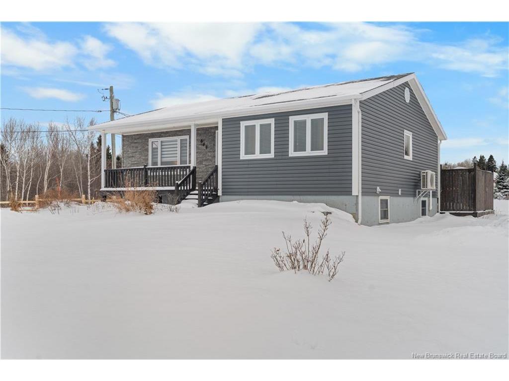









646


Principale

,
Pointe-Verte,




NB
E8J 3A1


