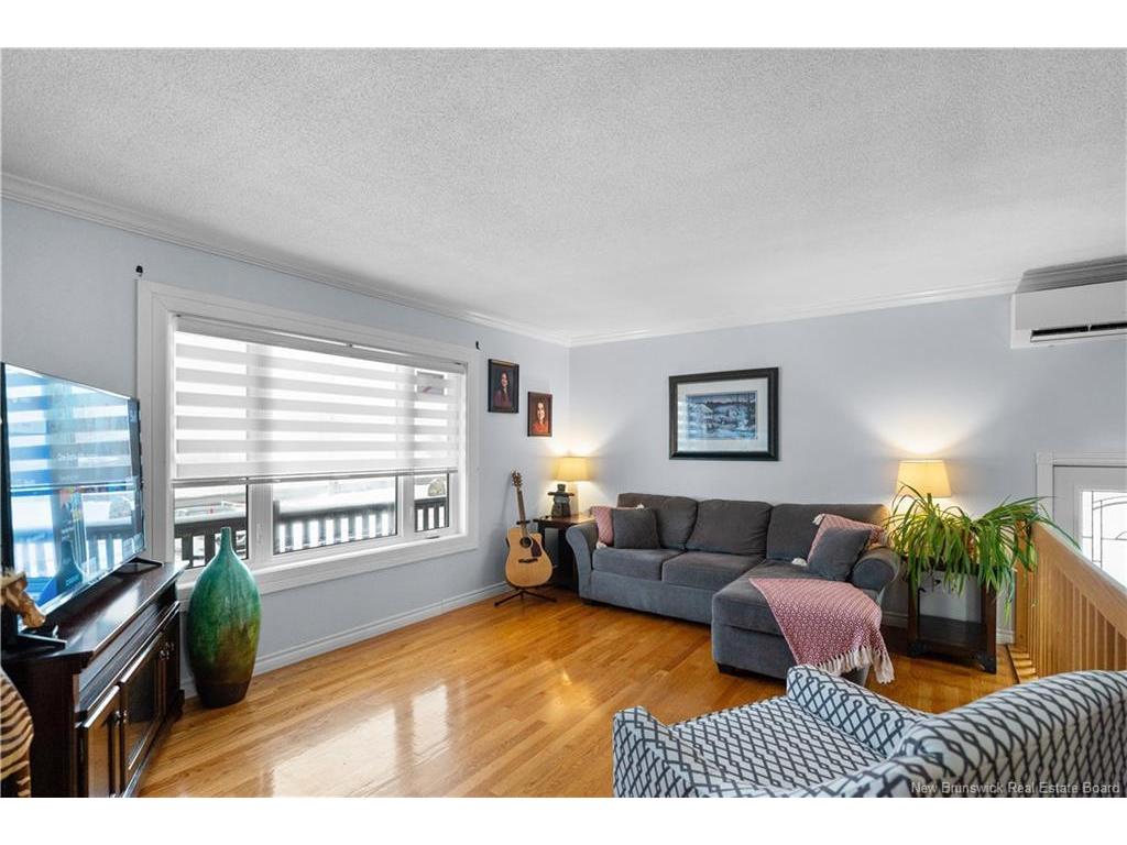 









646


Principale

,
Pointe-Verte,




NB
E8J 3A1

