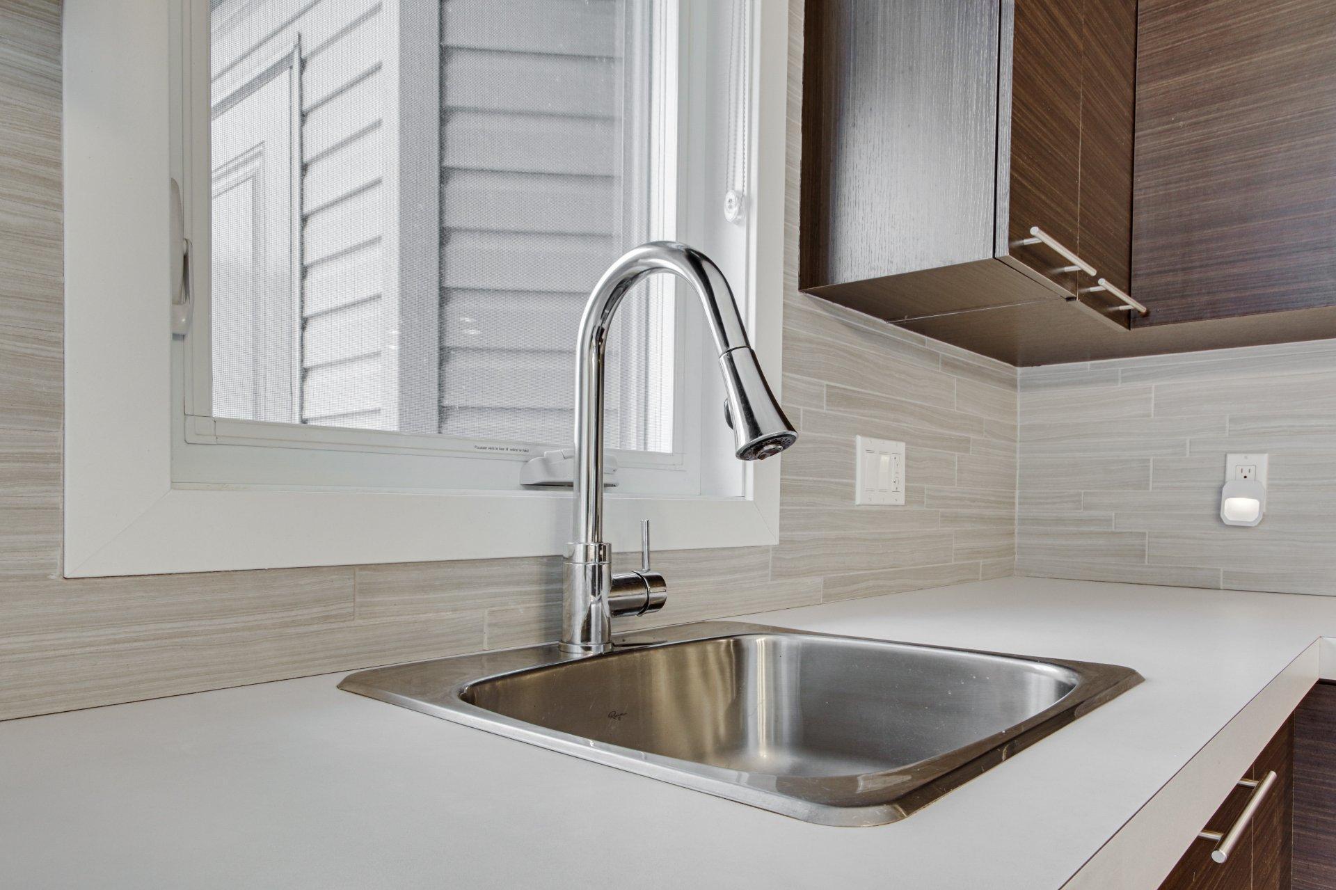 









7219


Boul. Parent

,
Trois-Rivières,




QC
G9C0J8

