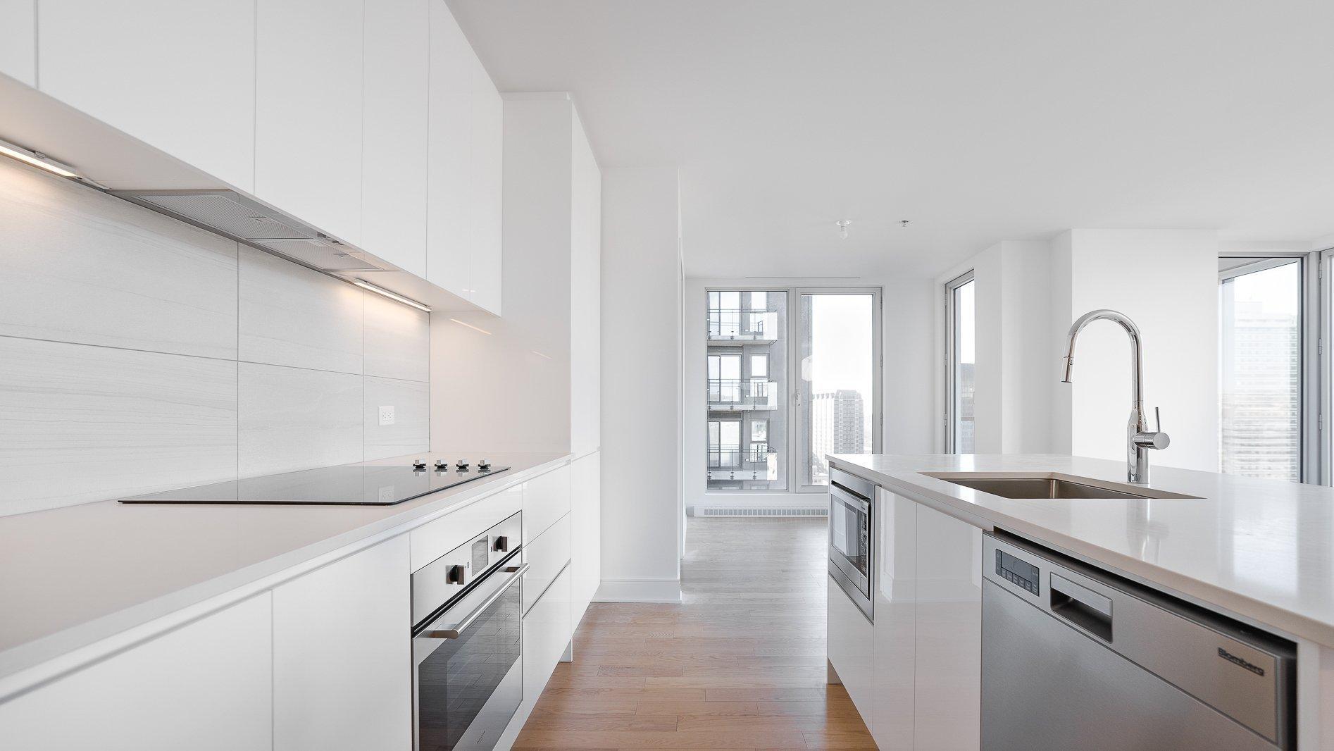 









2320


Rue Tupper

, 2201,
Montréal (Ville-Marie),




QC
H3H0B9

