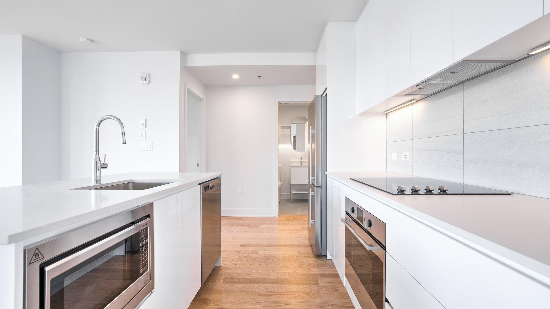 









2320


Rue Tupper

, 2201,
Montréal (Ville-Marie),




QC
H3H0B9

