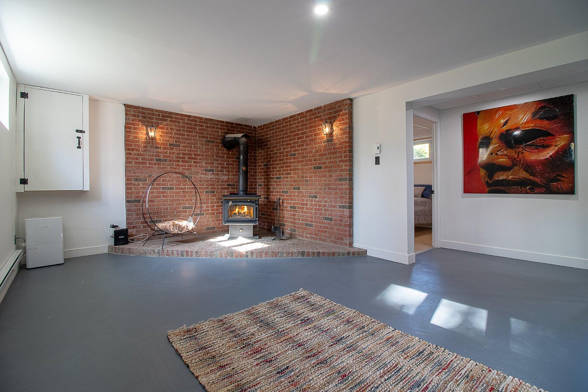 









2942


Rue Georges-Vanier

,
Shawinigan,




QC
G9N7C5

