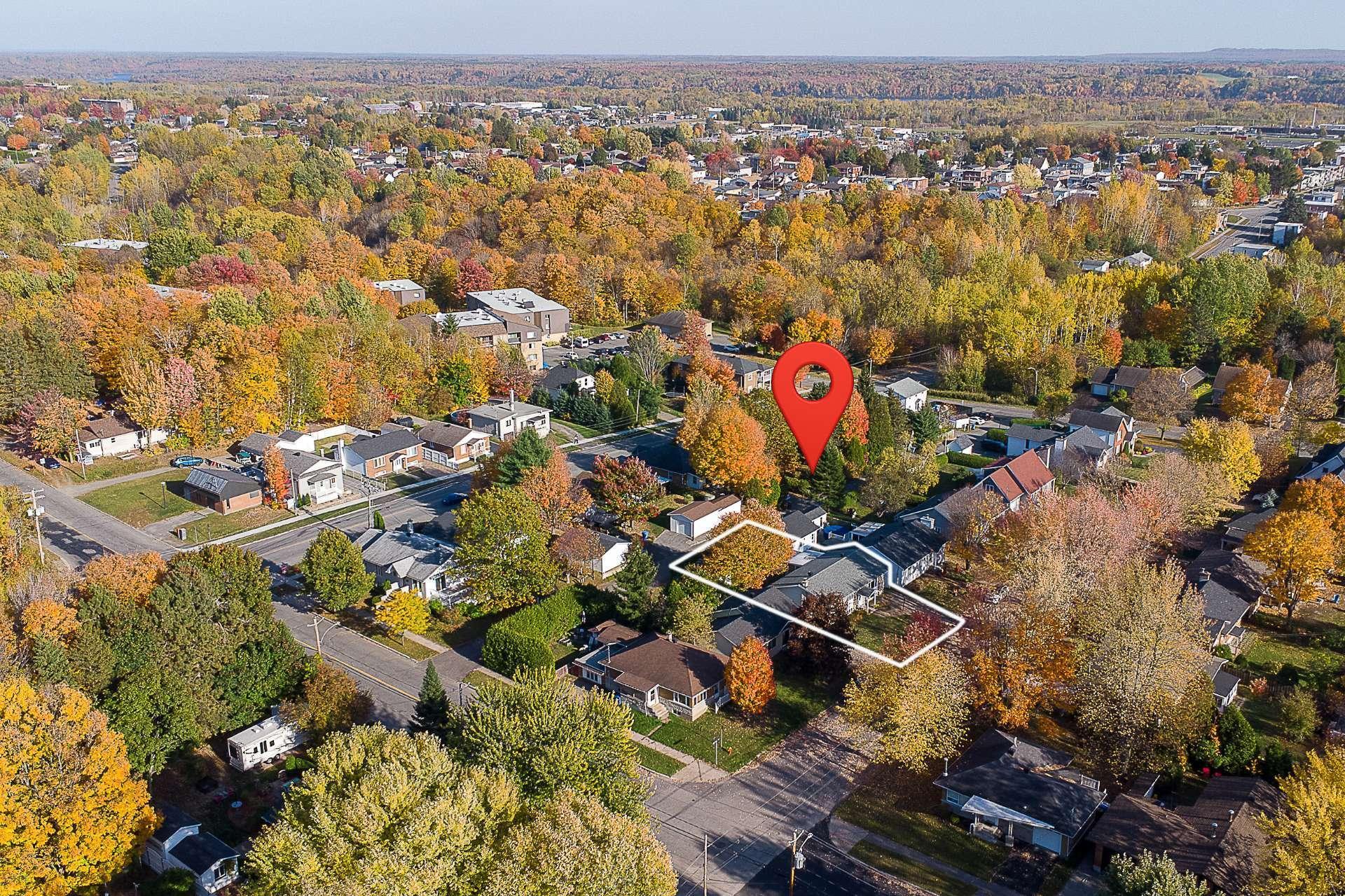 









2942


Rue Georges-Vanier

,
Shawinigan,




QC
G9N7C5

