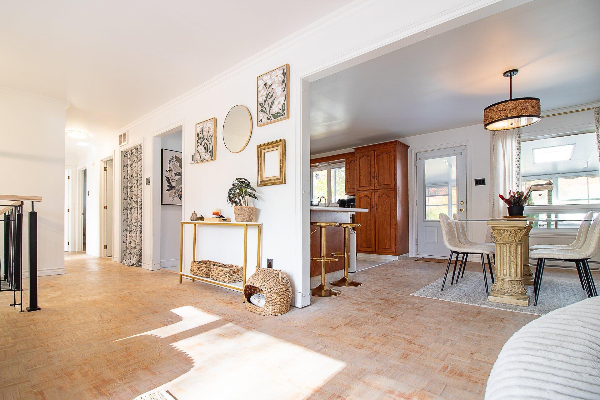 









2942


Rue Georges-Vanier

,
Shawinigan,




QC
G9N7C5

