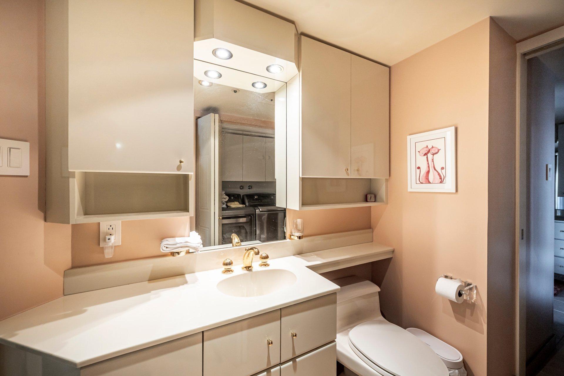 









5115


Boul. de l'Assomption

, 1301,
Montréal (Rosemont/La Petite-Patrie),




QC
H1T4B2

