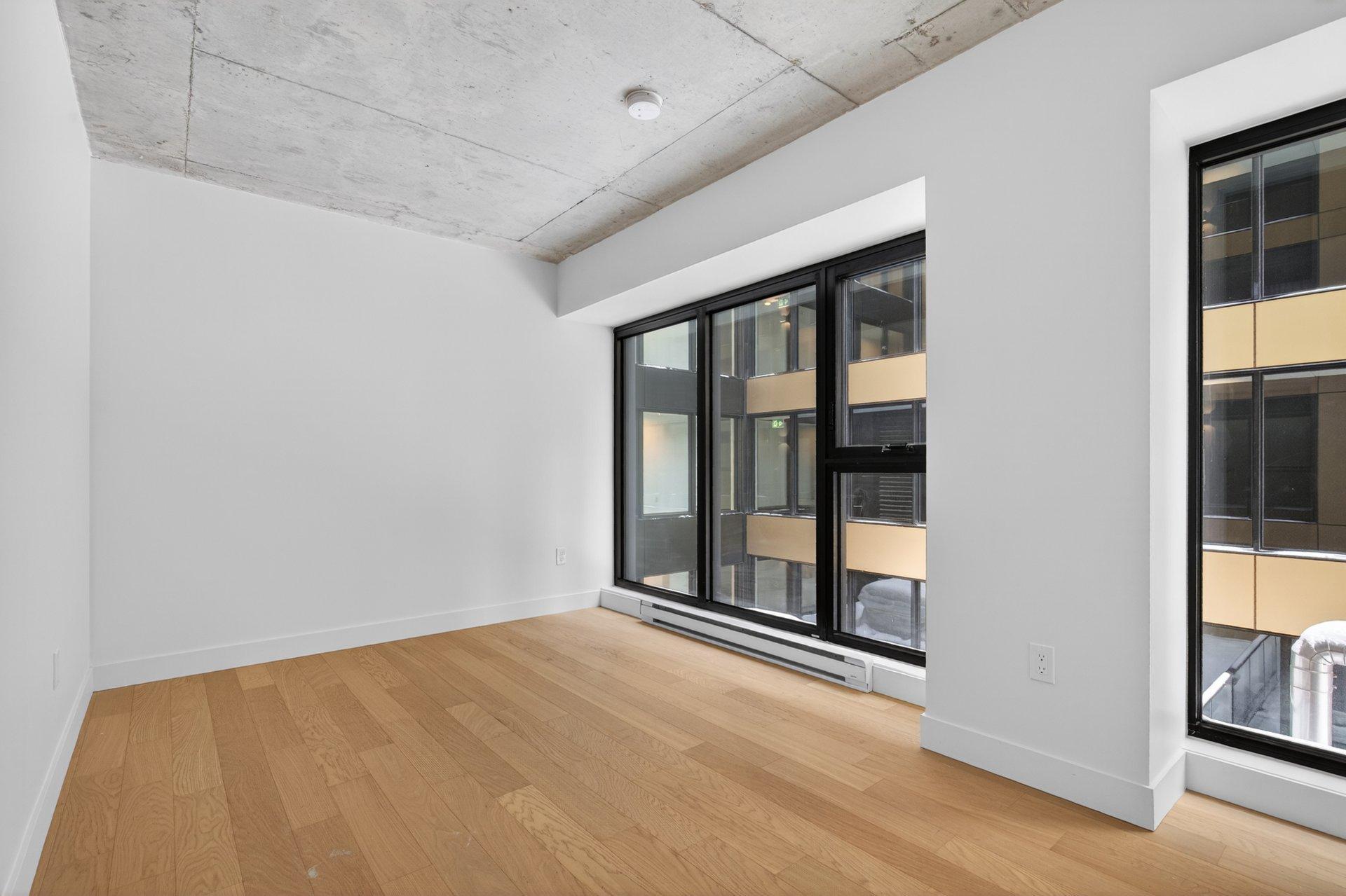 









1


Av. Viger O.

, 309,
Montréal (Ville-Marie),




QC
H2Z1E6

