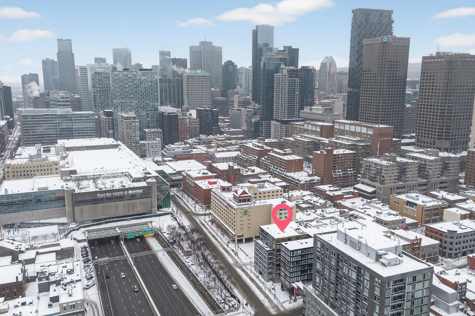 









1


Av. Viger O.

, 309,
Montréal (Ville-Marie),




QC
H2Z1E6

