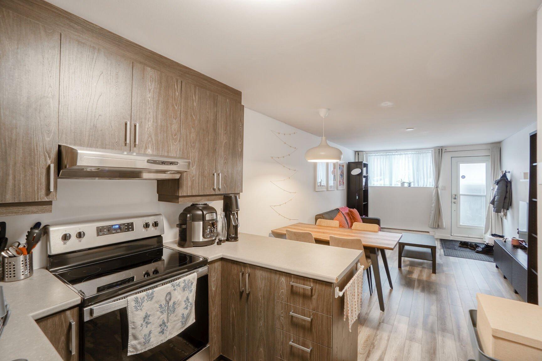 









5266

 - 5270


Rue Garnier

,
Montréal (Le Plateau-Mont-Royal),




QC
H2J3T2

